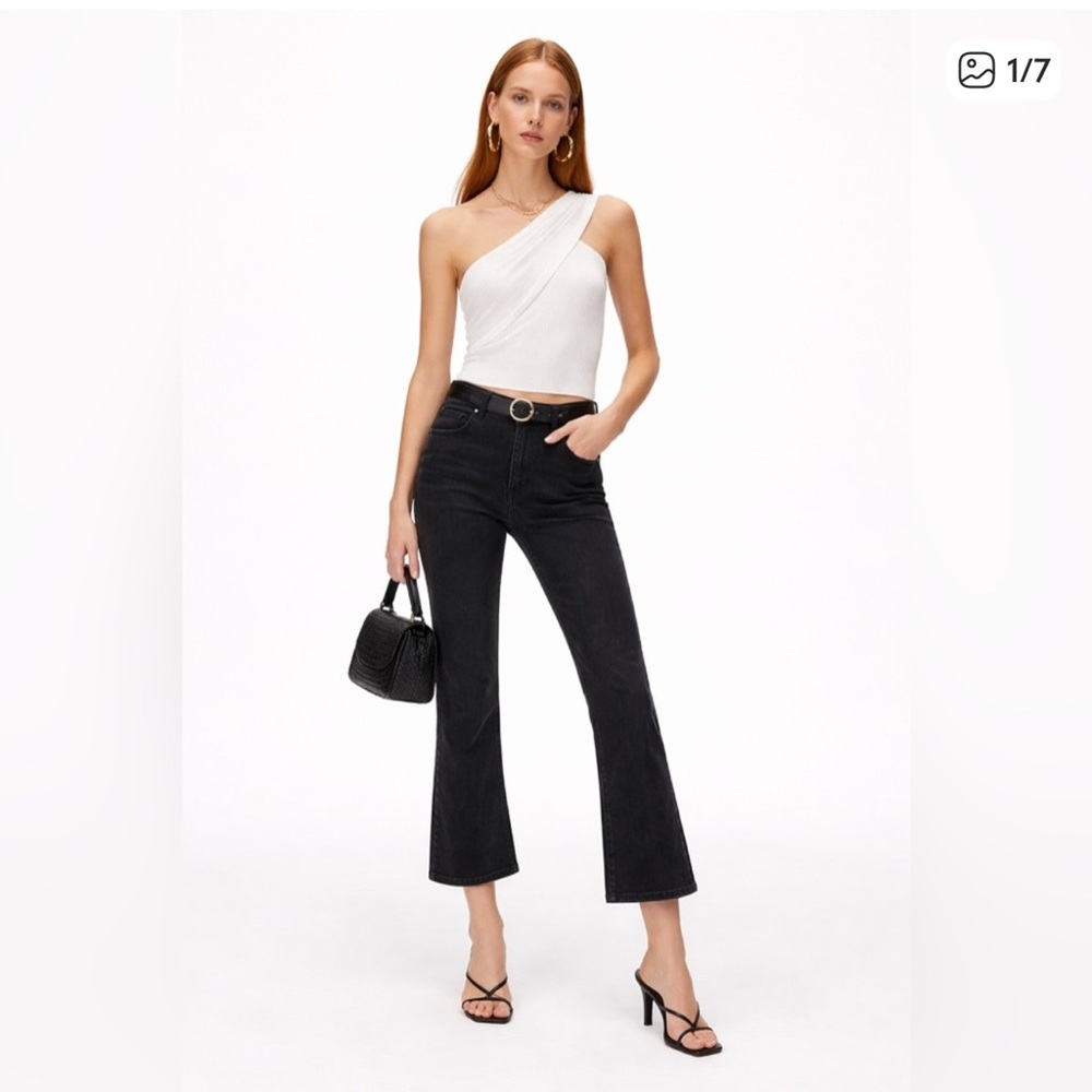 Zara Women's Black High Waist Bootcut Crop Jeans size NWOT